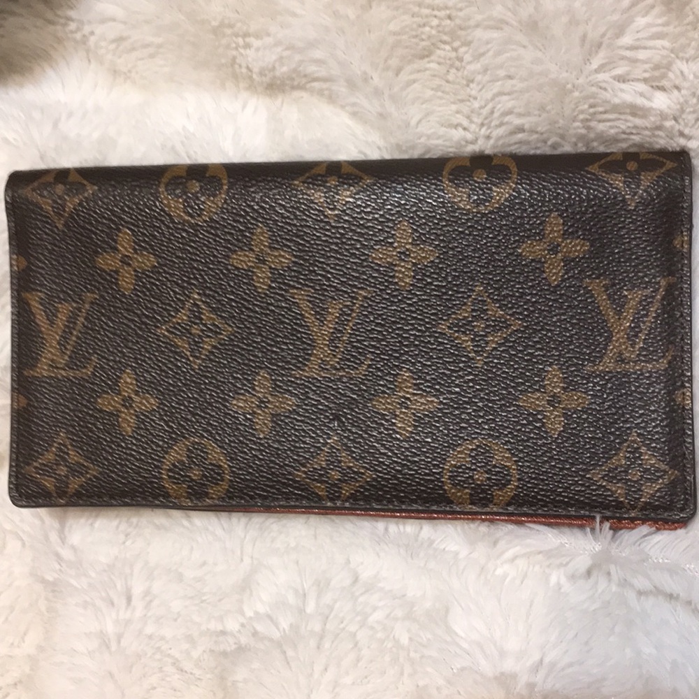 Louis Vuitton Brazza Wallet
